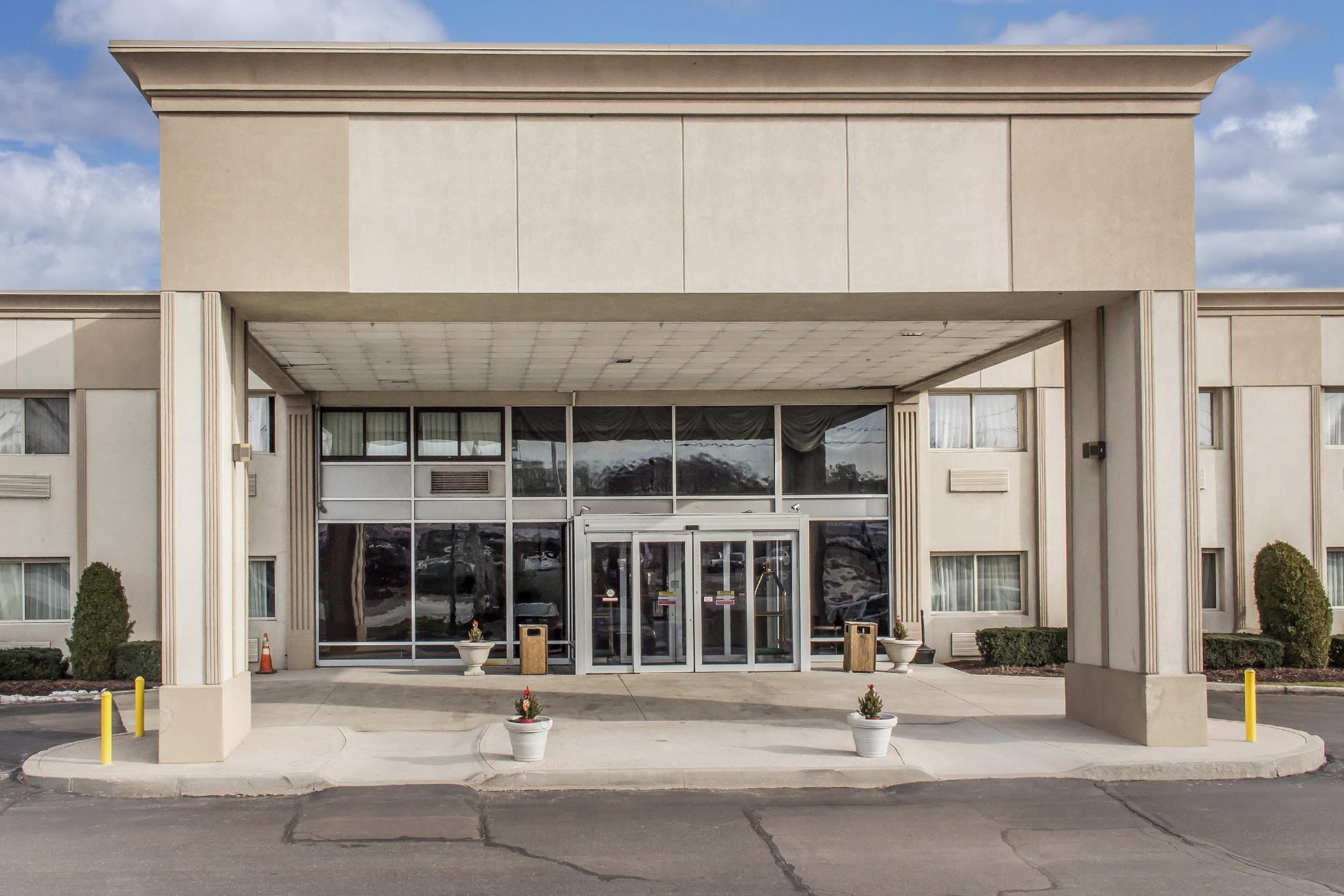 Comfort Inn Medford-Long Island Extérieur photo