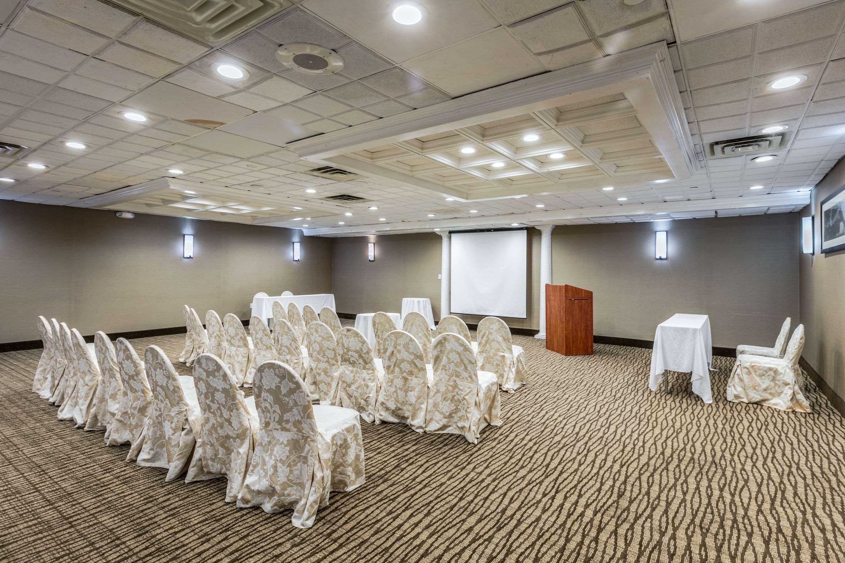 Comfort Inn Medford-Long Island Extérieur photo