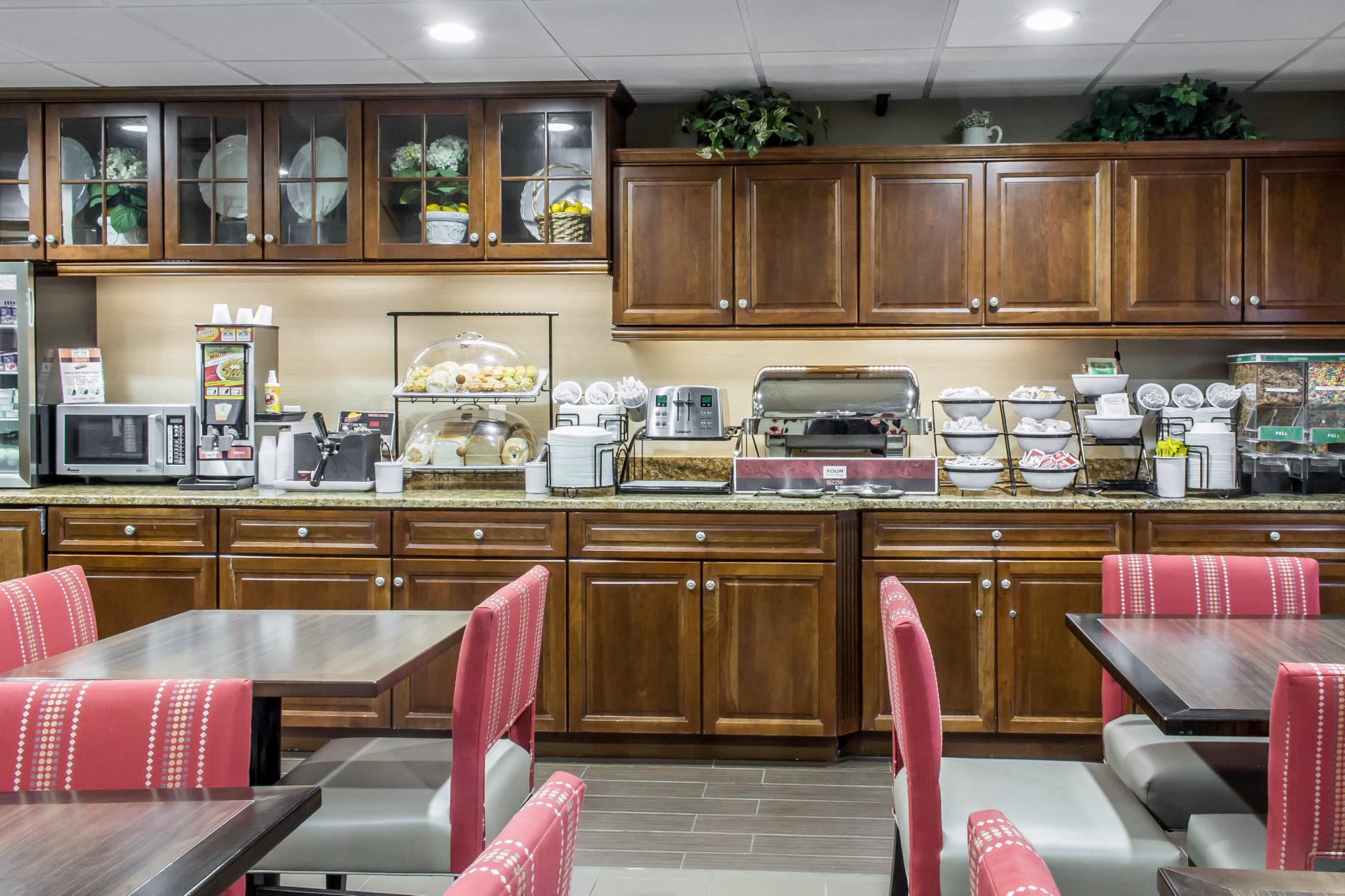 Comfort Inn Medford-Long Island Extérieur photo