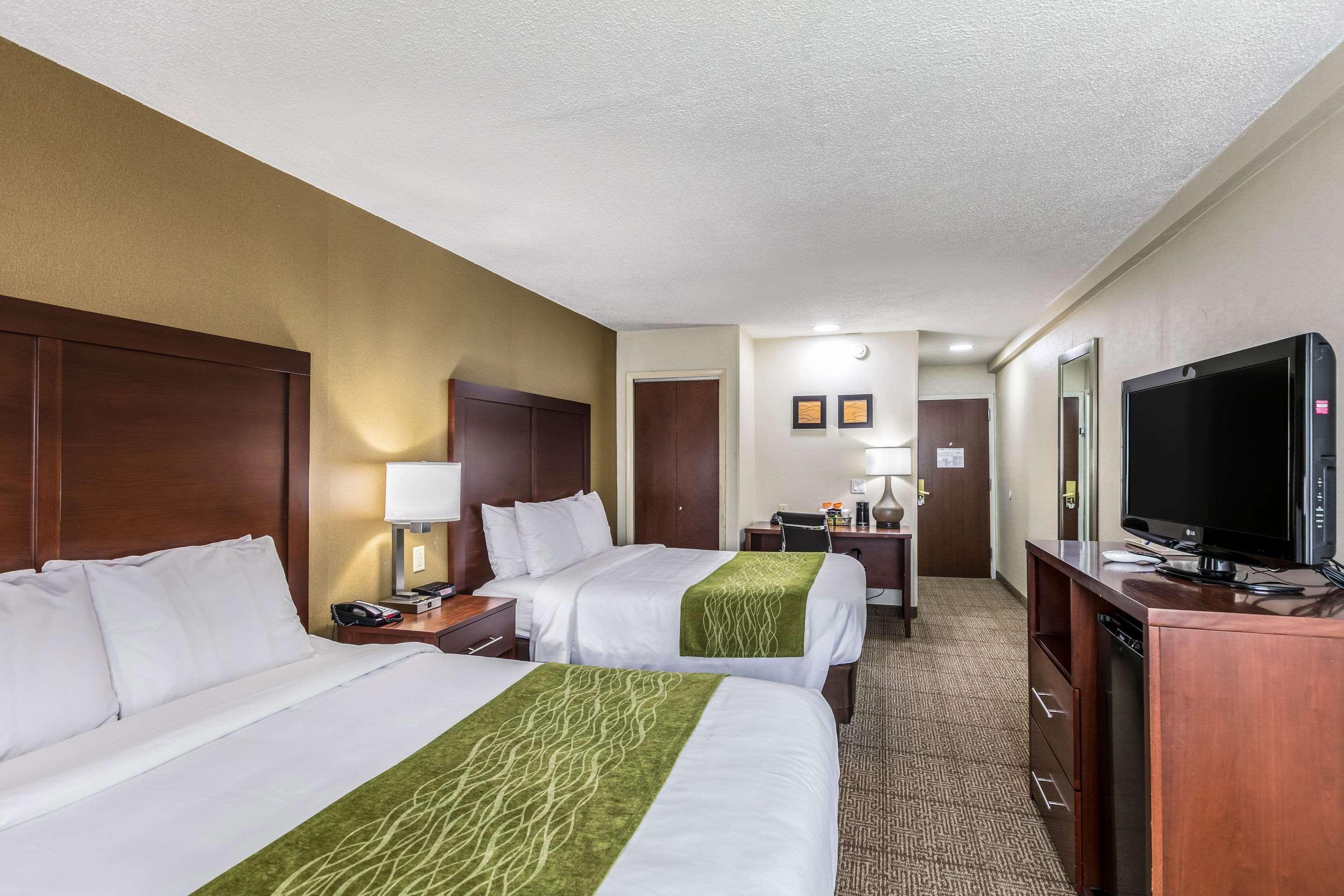 Comfort Inn Medford-Long Island Extérieur photo