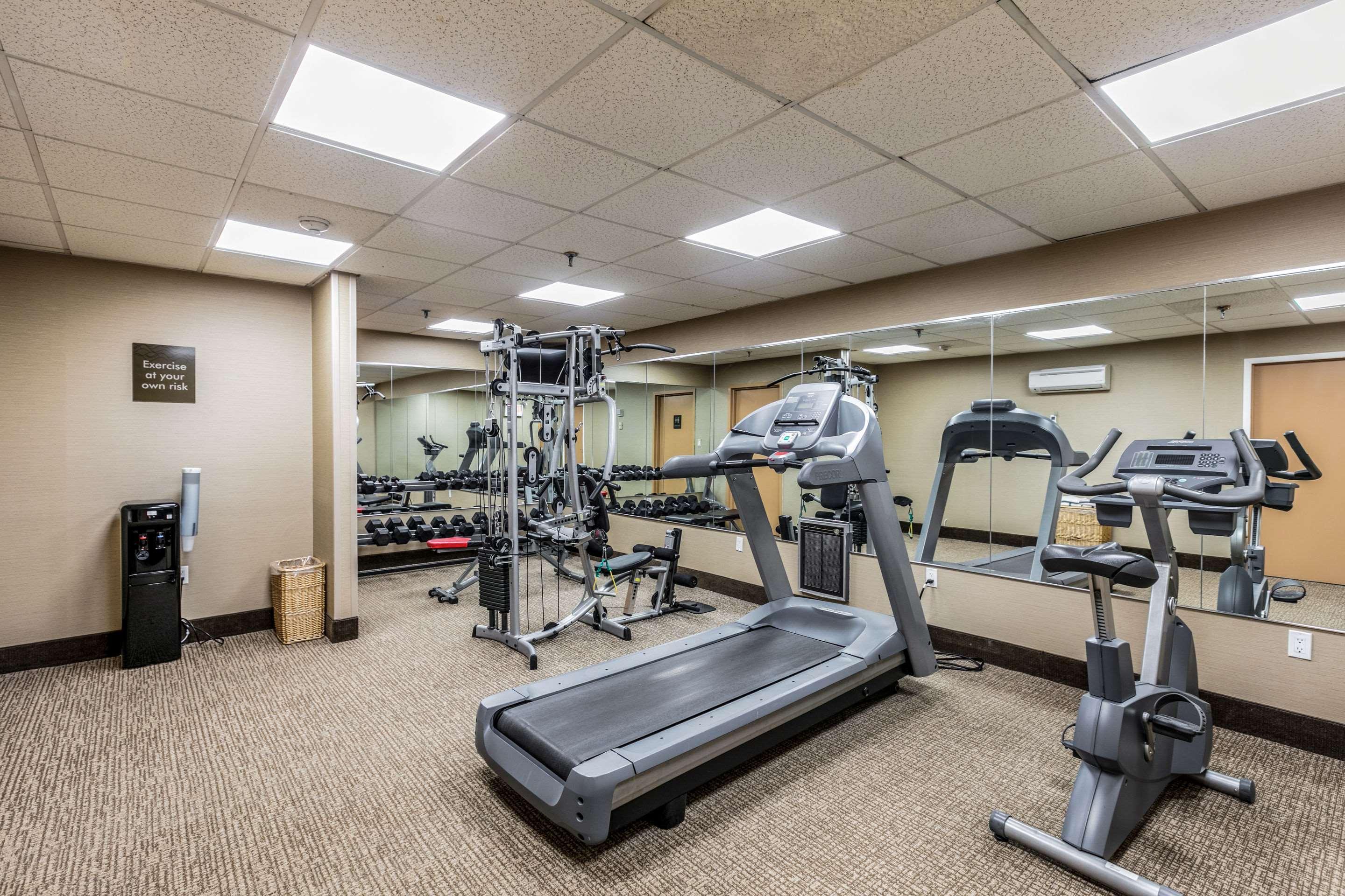 Comfort Inn Medford-Long Island Extérieur photo