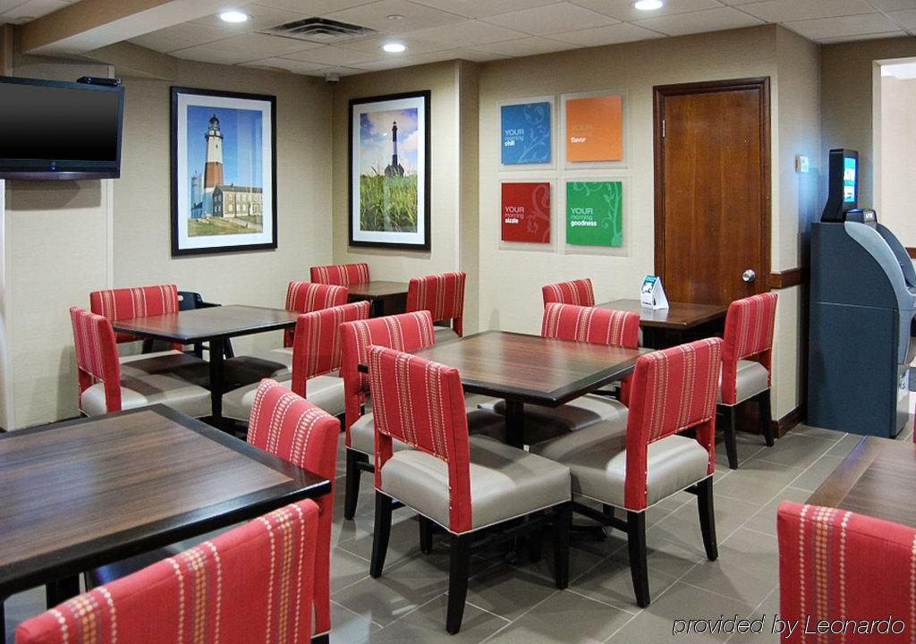 Comfort Inn Medford-Long Island Extérieur photo