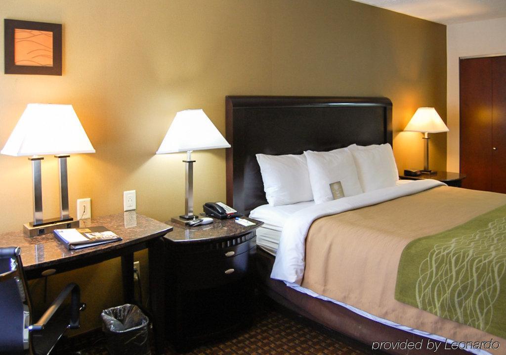 Comfort Inn Medford-Long Island Extérieur photo
