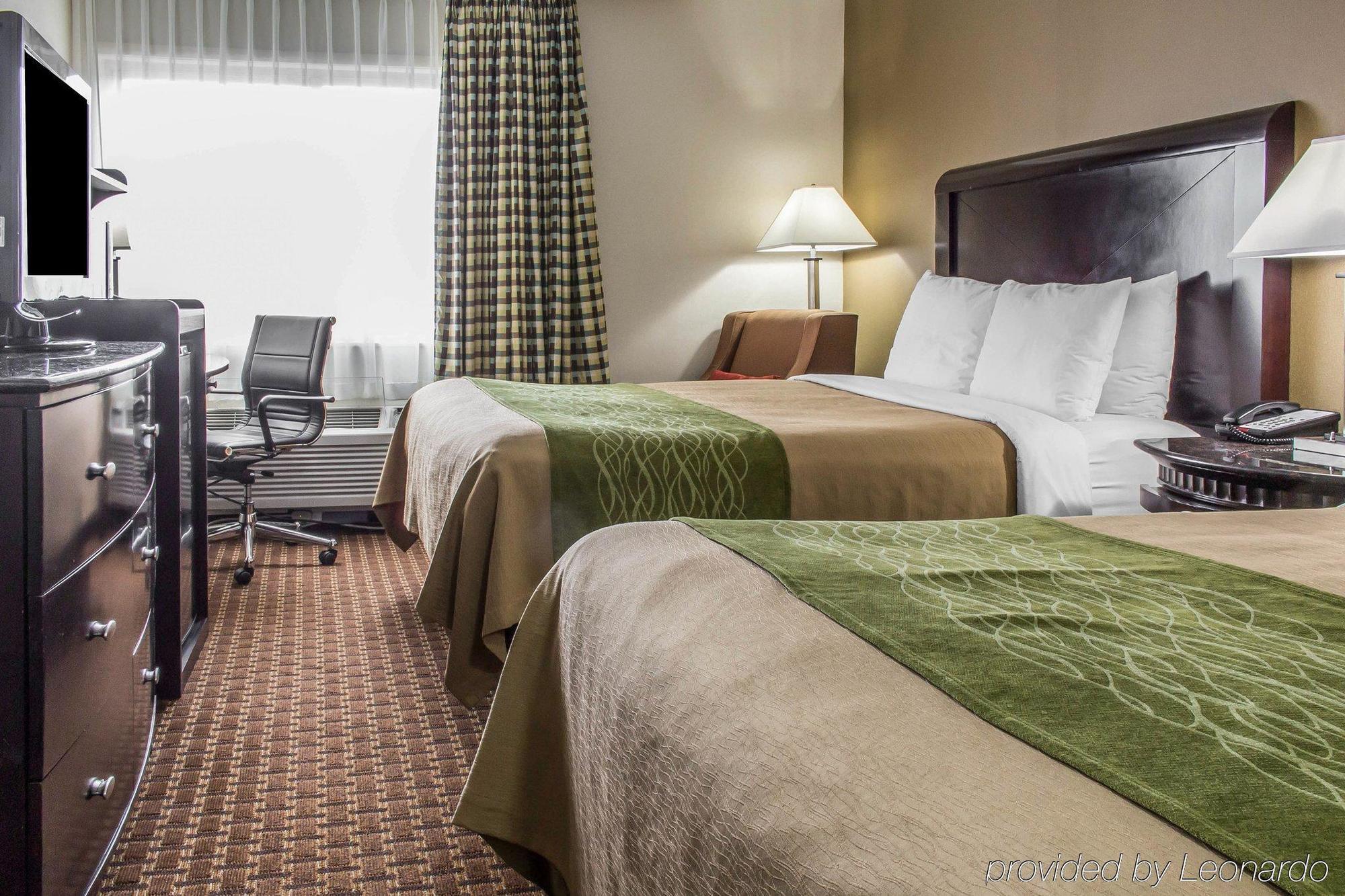 Comfort Inn Medford-Long Island Extérieur photo